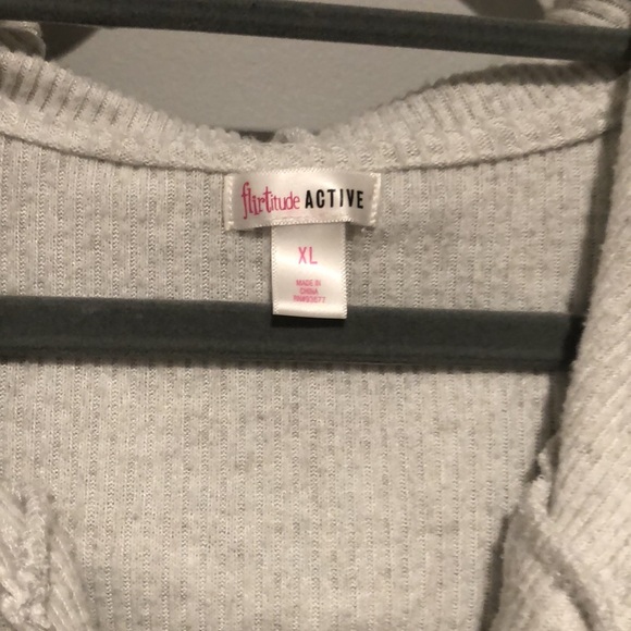 END OF YEAR SALE! | Soft Light Grey/White Cropped Hoodie - Picture 3 of 3